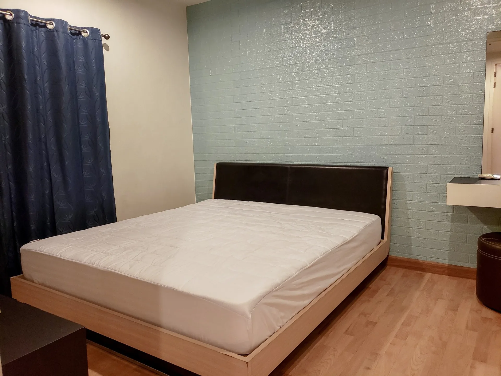 Property photos for The Parkland Taksin - Thapra