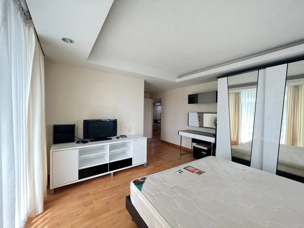 Property photos for The Waterford Sukhumvit 50 Onnut