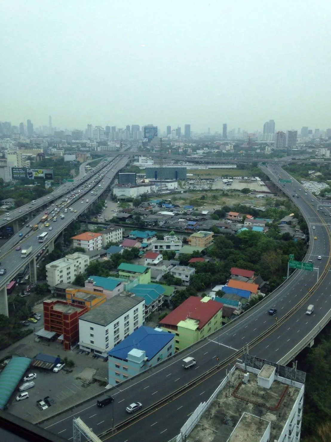 Property photos for The Base Rama 9 - Ramkhamhaeng