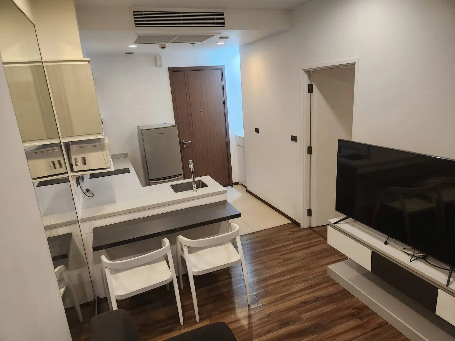 Property photos for WYNE Sukhumvit