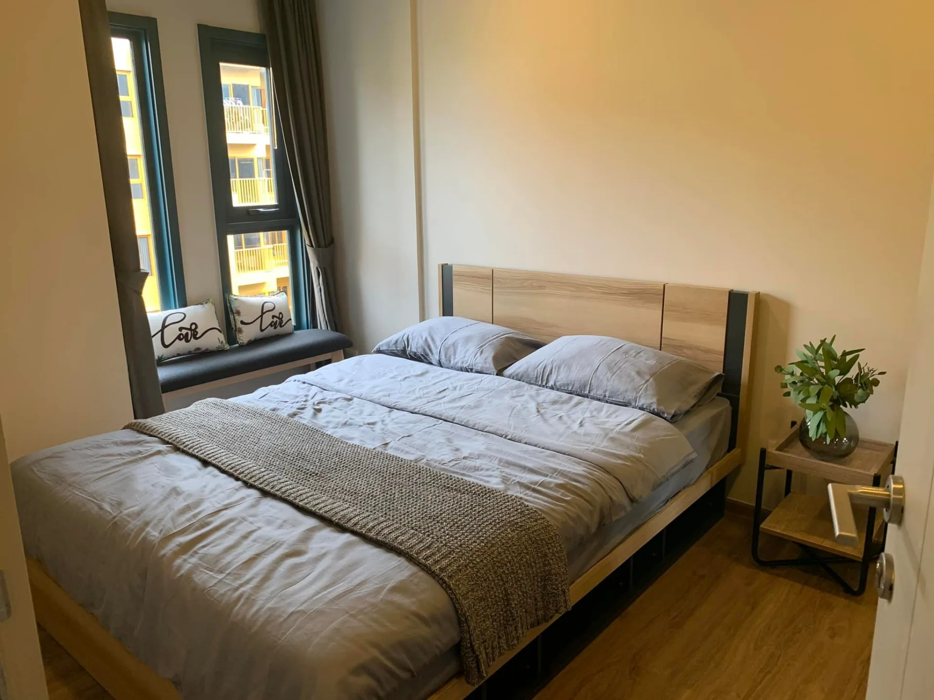 Property photos for THE BASE Sukhumvit 50