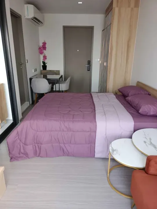Property photos for Life Asoke Hype