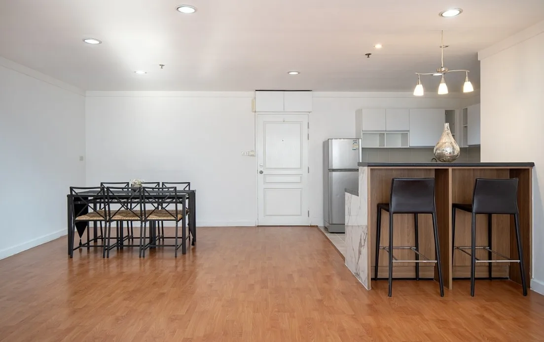 Property photos for The Waterford Diamond