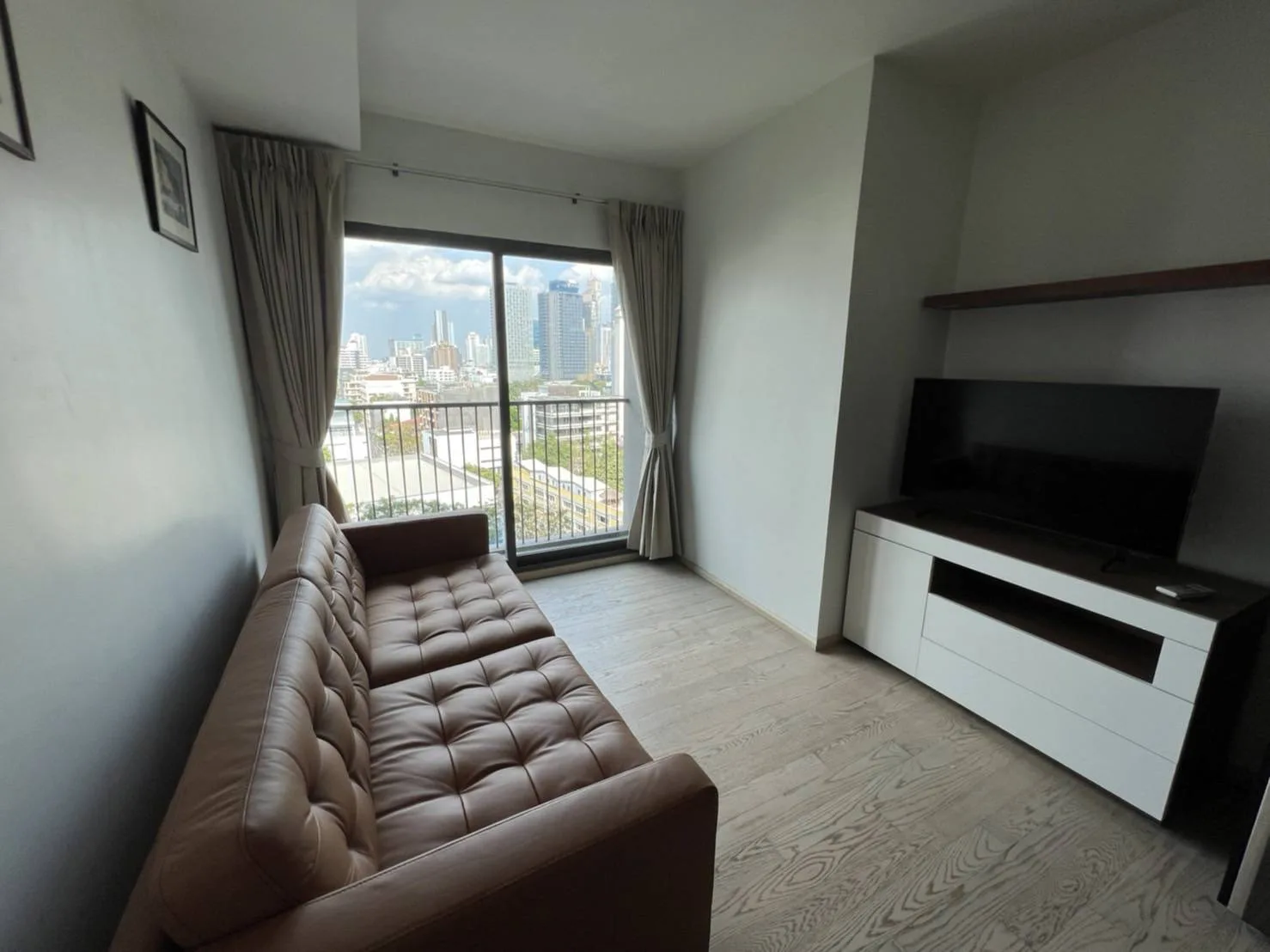 Property photos for Noble Remix