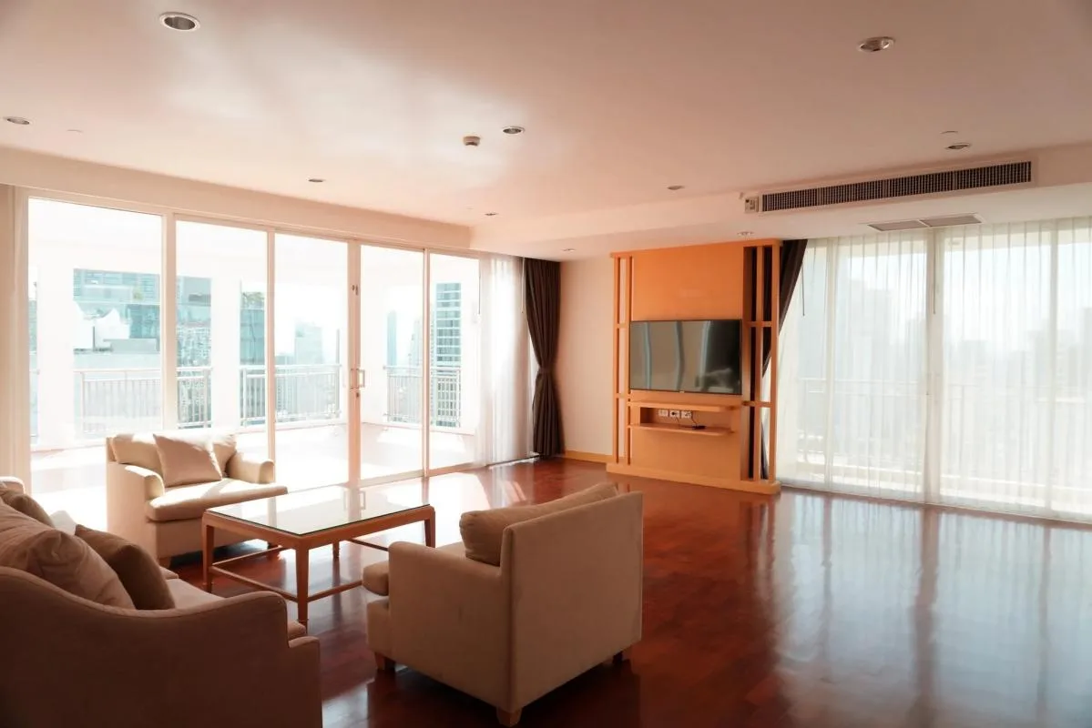 Property photos for GM Height