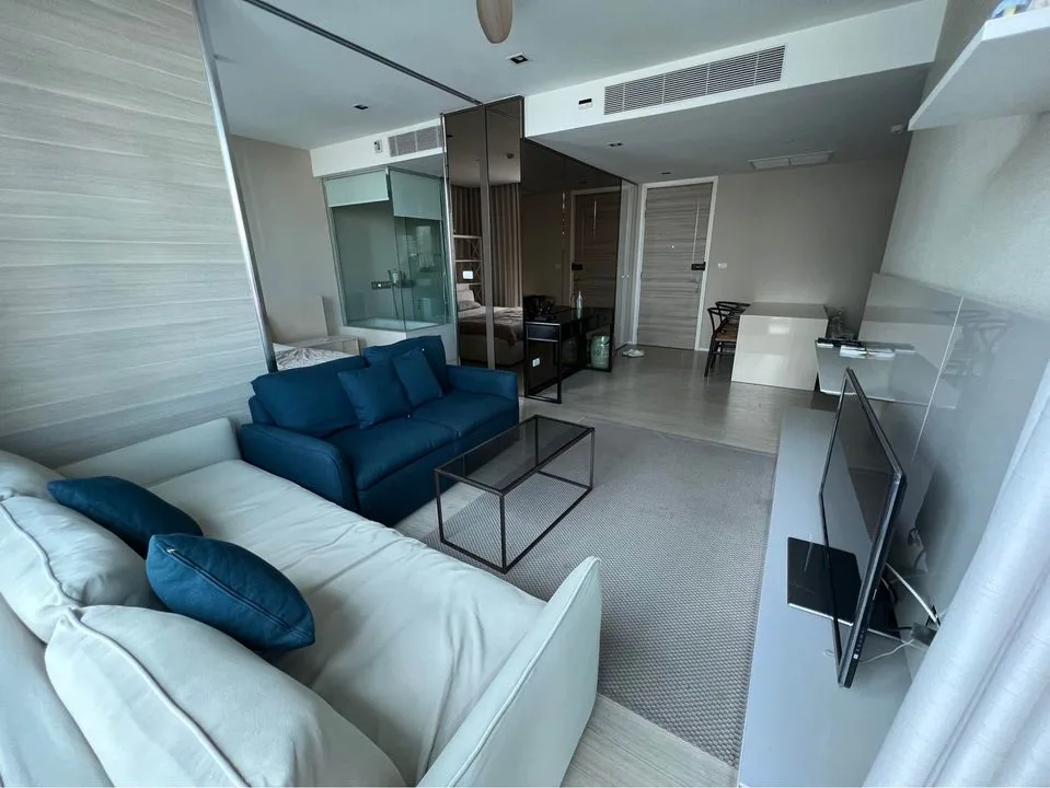 Property photos for The Room Sukhumvit 21