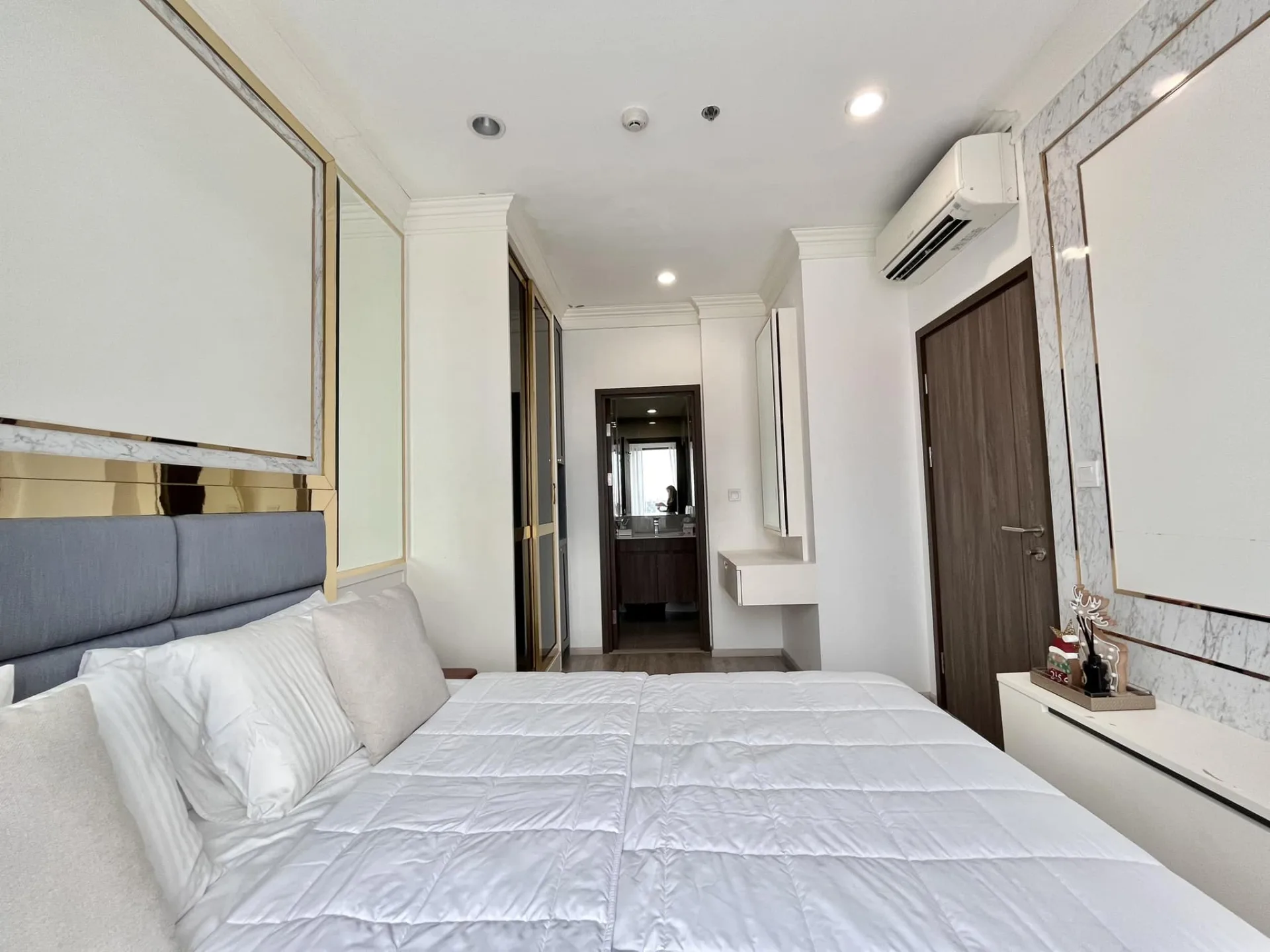 Property photos for Ideo Mobi Asoke