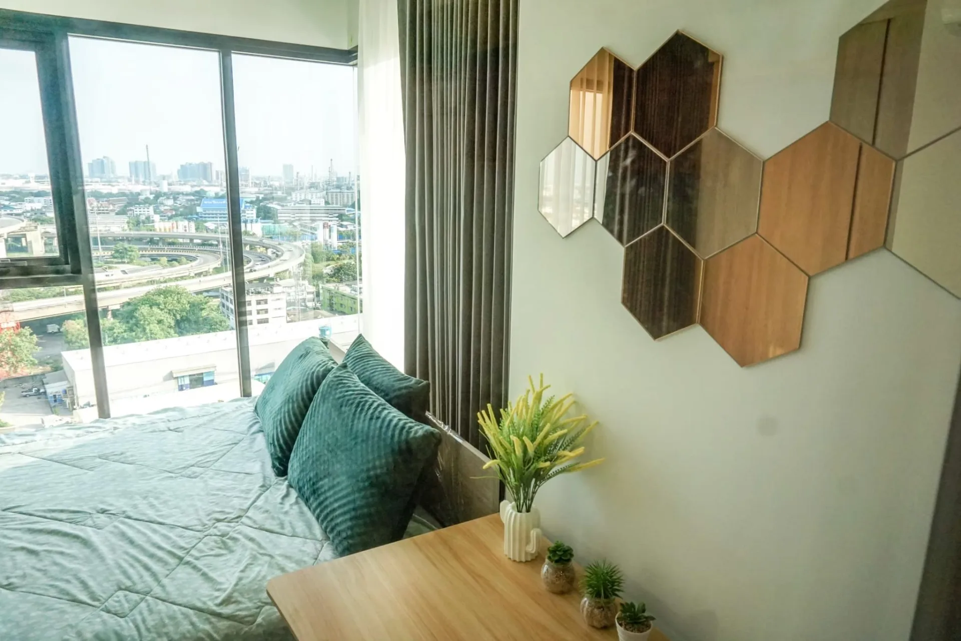 Property photos for Modiz Sukhumvit 50