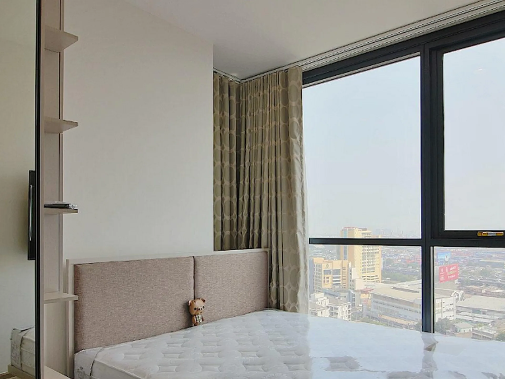 Property photos for OKA HAUS Sukhumvit 36
