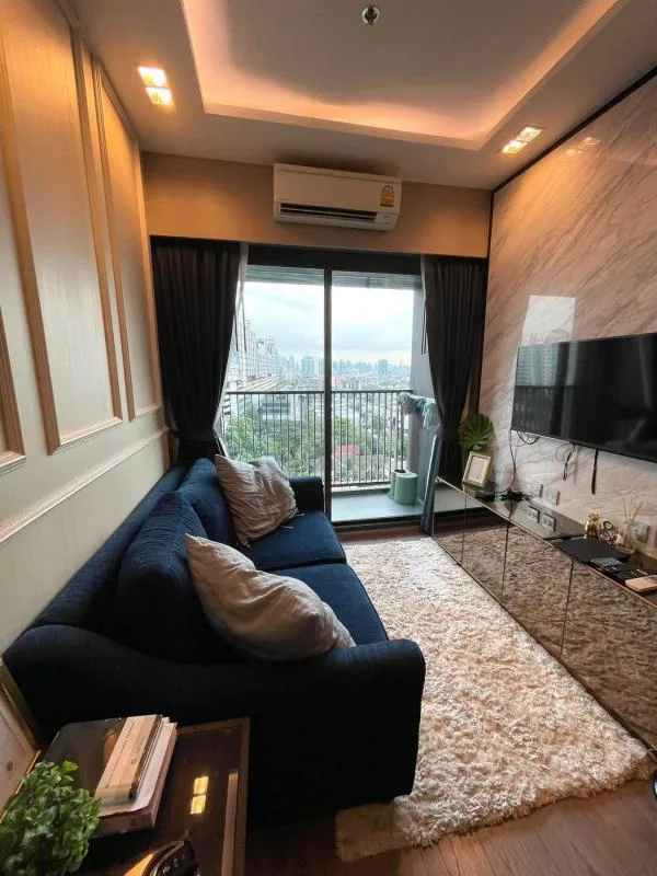Property photos for Whizdom Avenue Ratchada - Ladprao