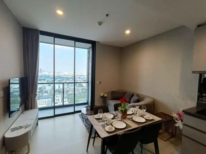 Property photos for The Extro Phayathai-rangnam