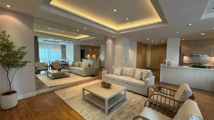 Property photos for Royal Residence Park