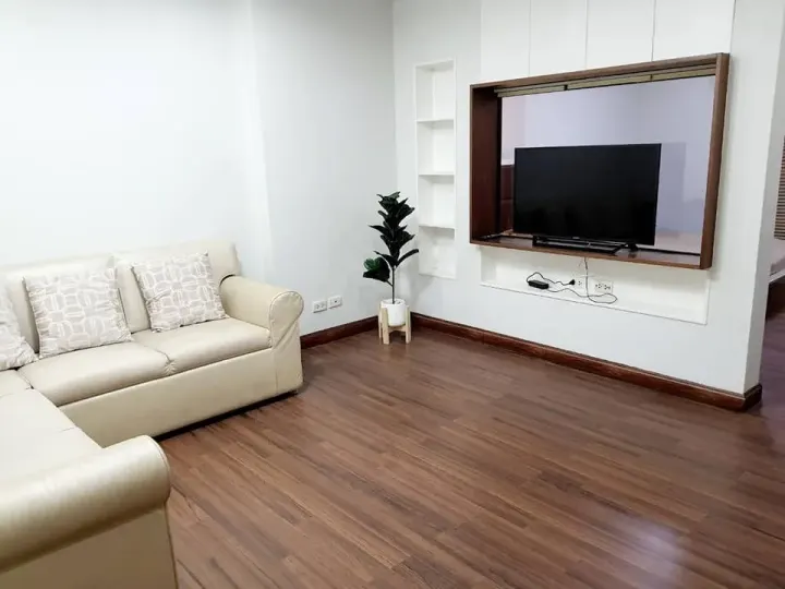 Property photos for Rin House