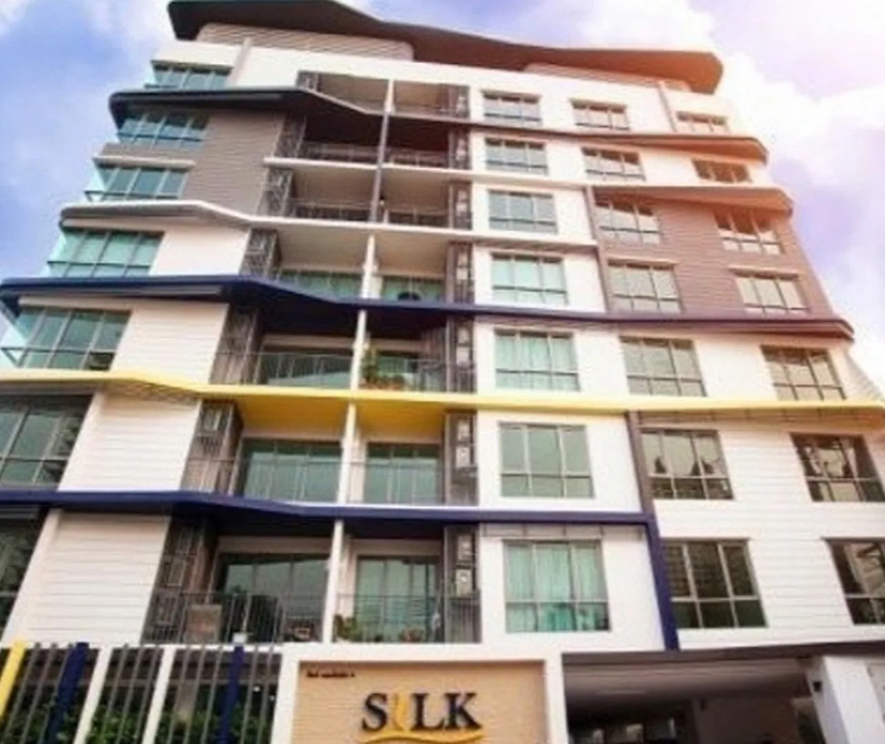 Property photos for Silk Phaholyothin 9