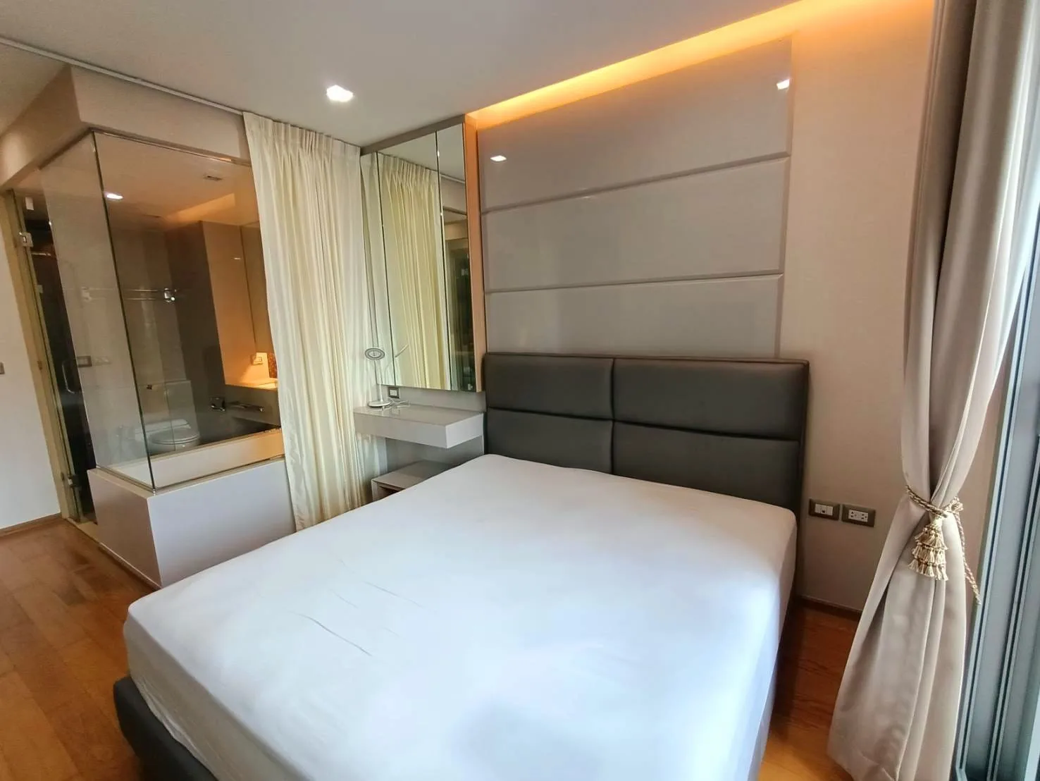 Property photos for The Address Asoke