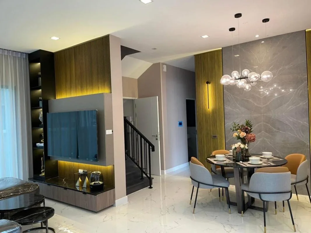 Property photos for Bangkok Boulevard Srinakarin-Bangna