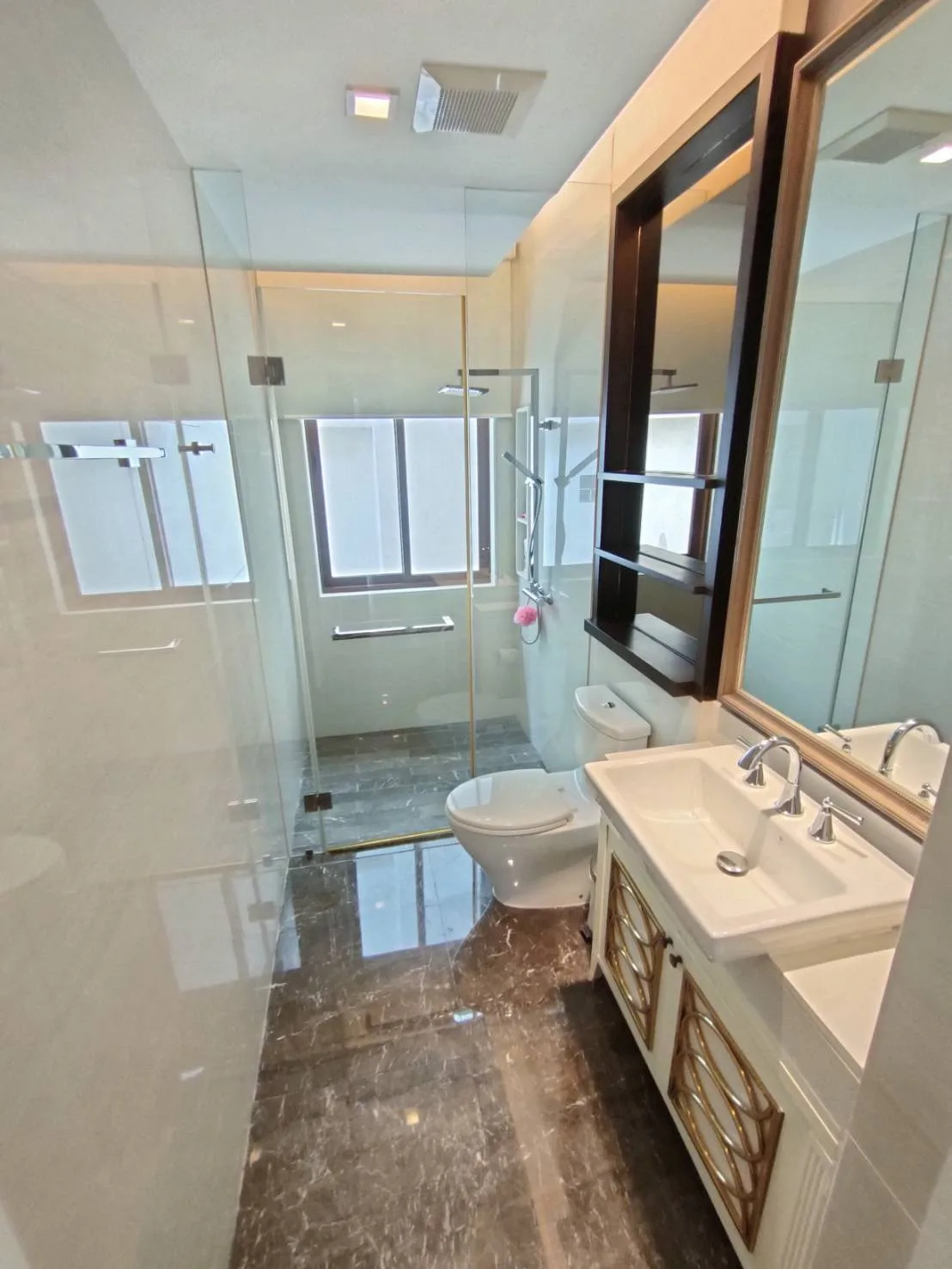 Property photos for The Marvel Residence Thonglor 5