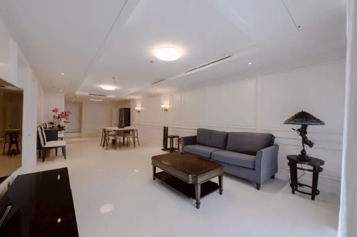 Property photos for The Oleander