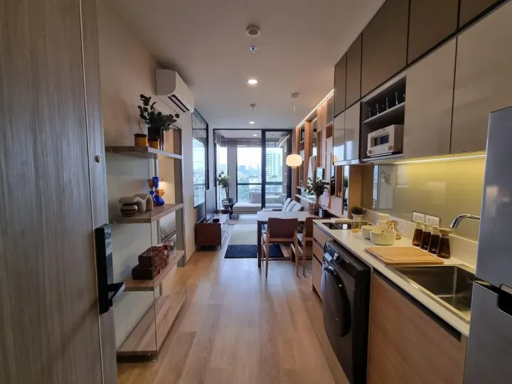 Property photos for The Issara Sathorn