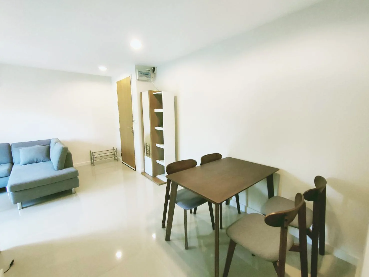Property photos for Zenith Place Sukhumvit 42