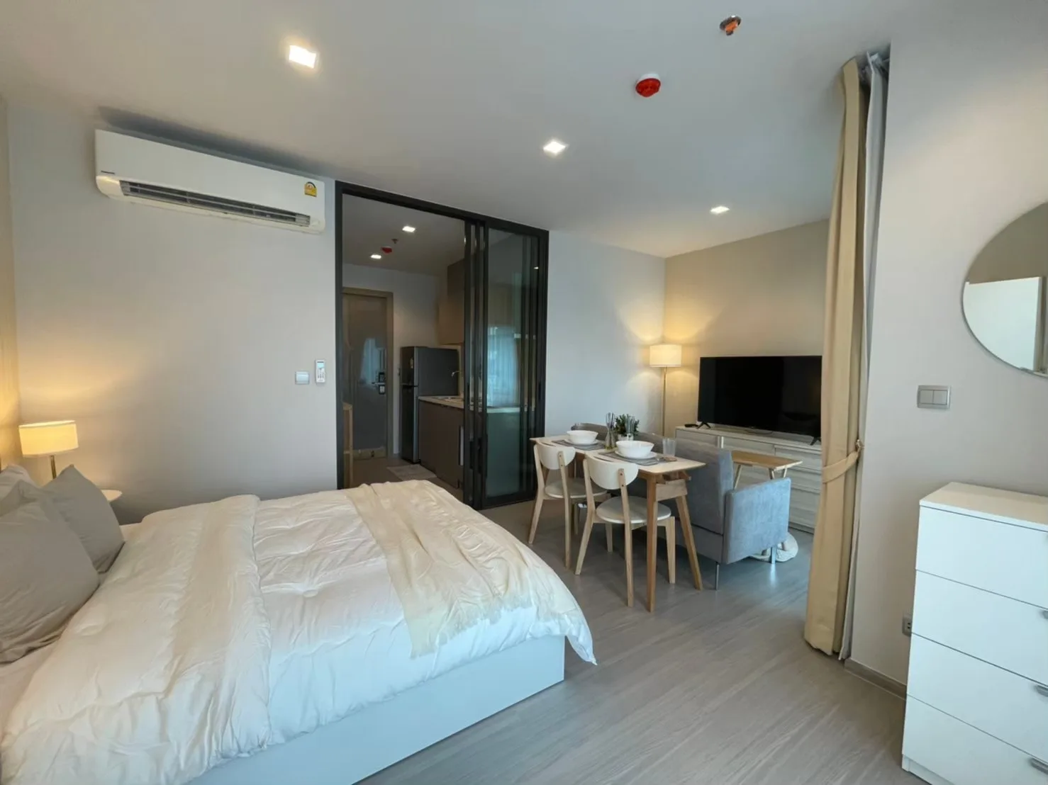 Property photos for LIFE Asoke - Rama 9