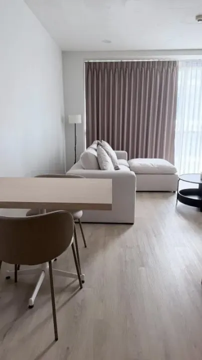 Property photos for Noble Lite