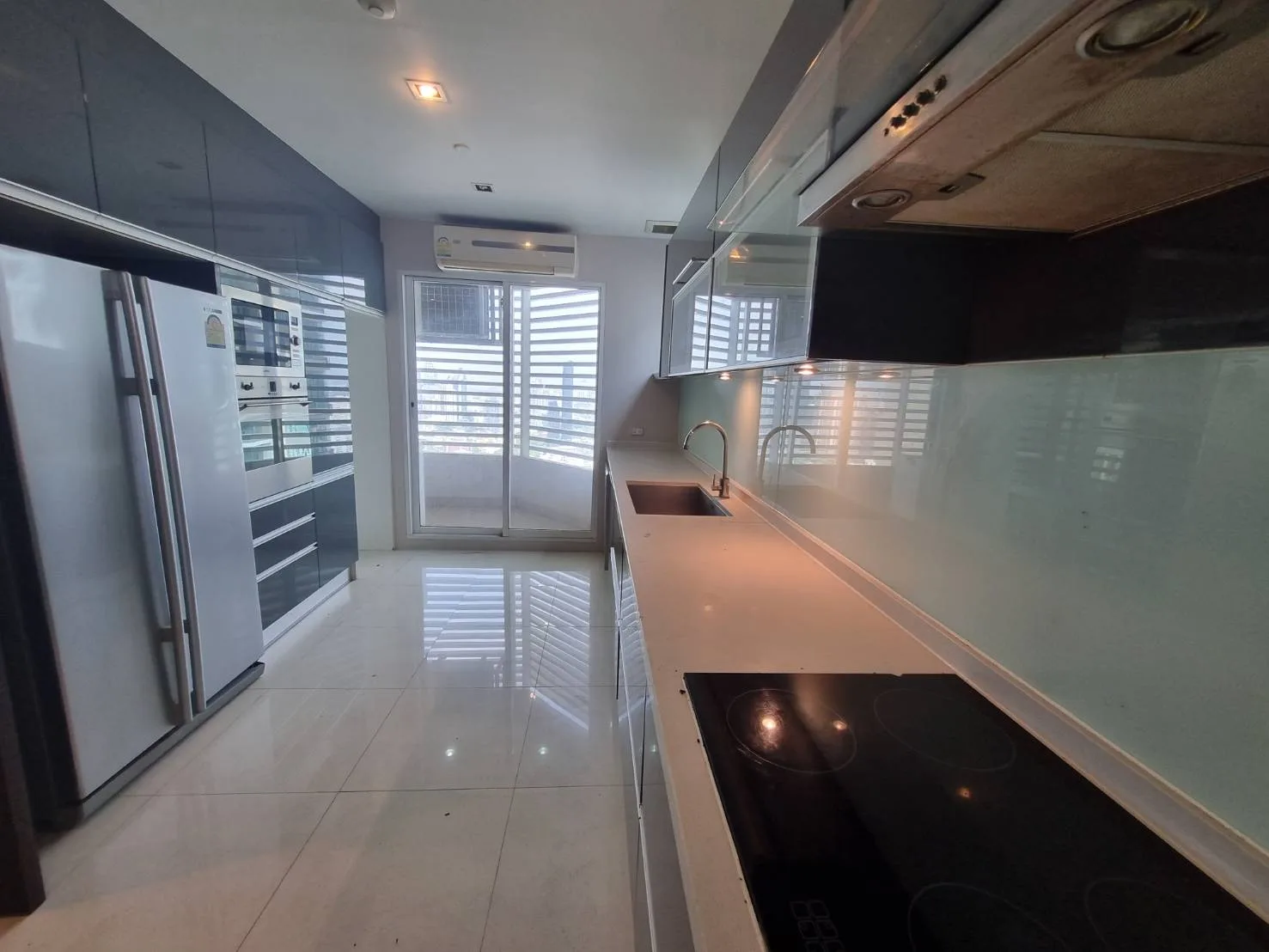 Property photos for Ideal 24