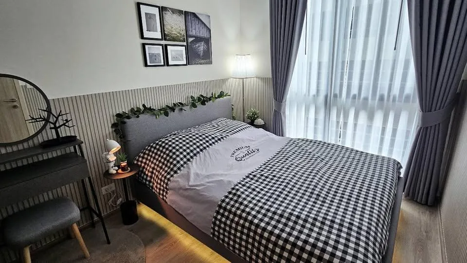 Property photos for Nue District R9