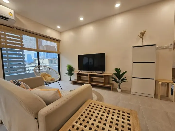 Property photos for Saranjai Mansion