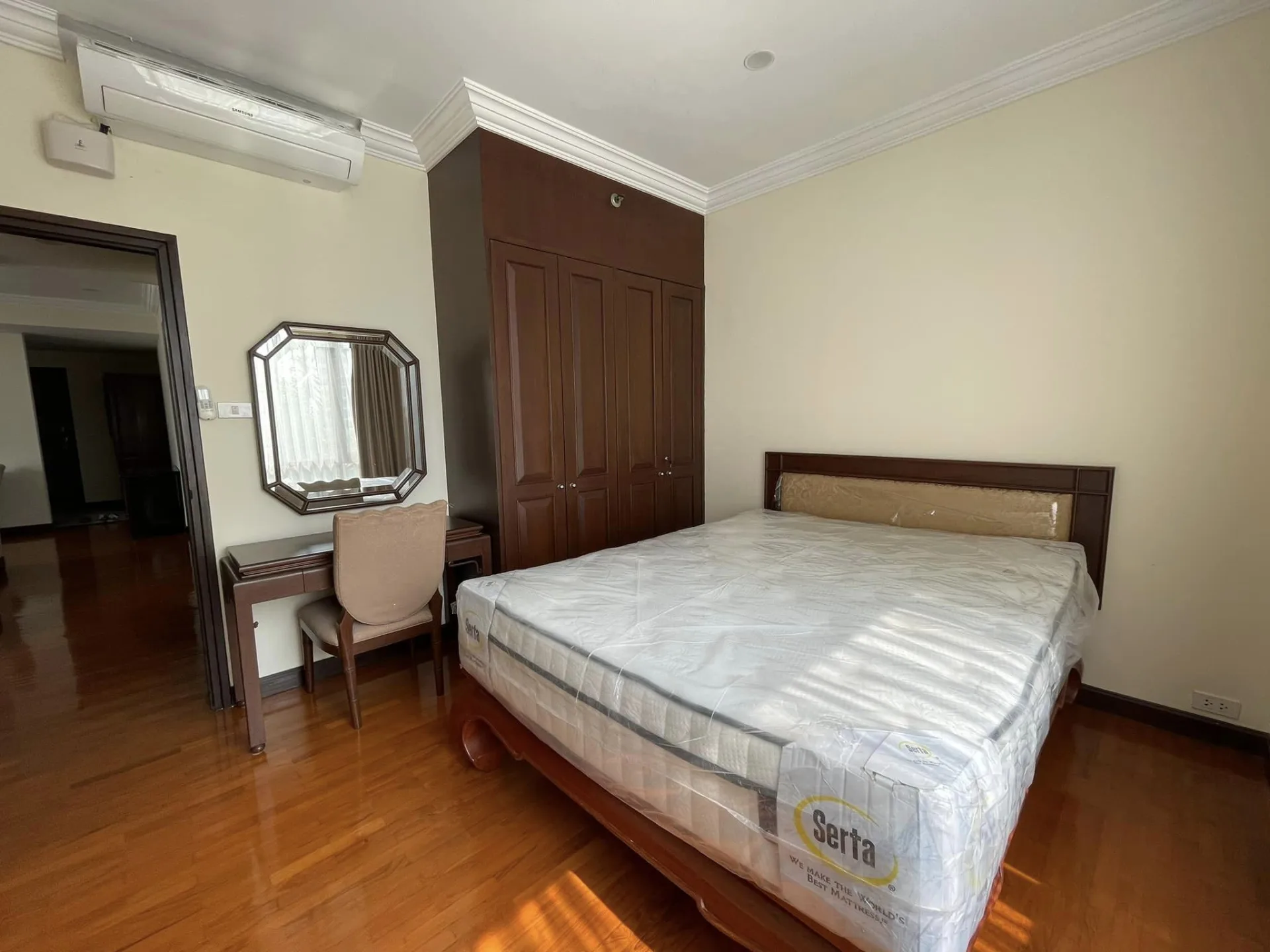 Property photos for Baan Piya Sathorn