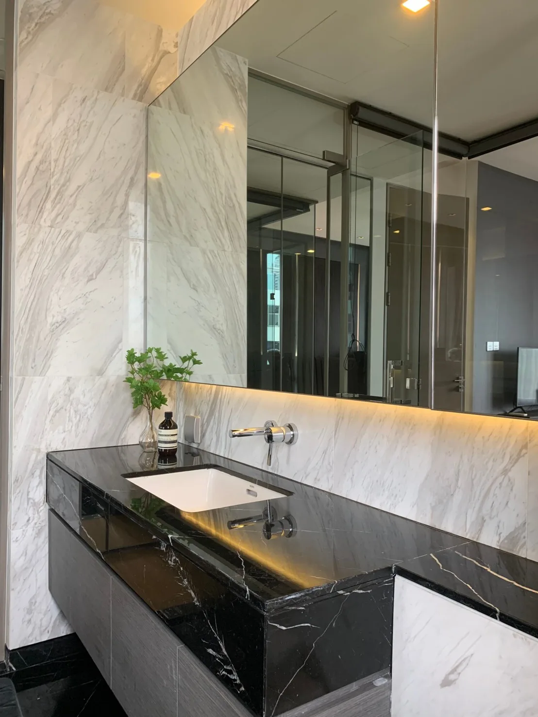 Property photos for Saladaeng One