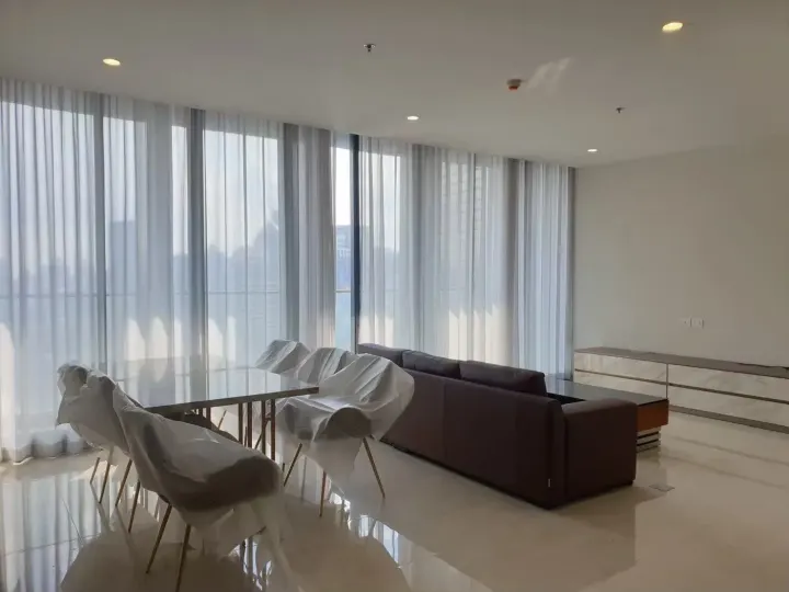 Property photos for Noble Ploenchit