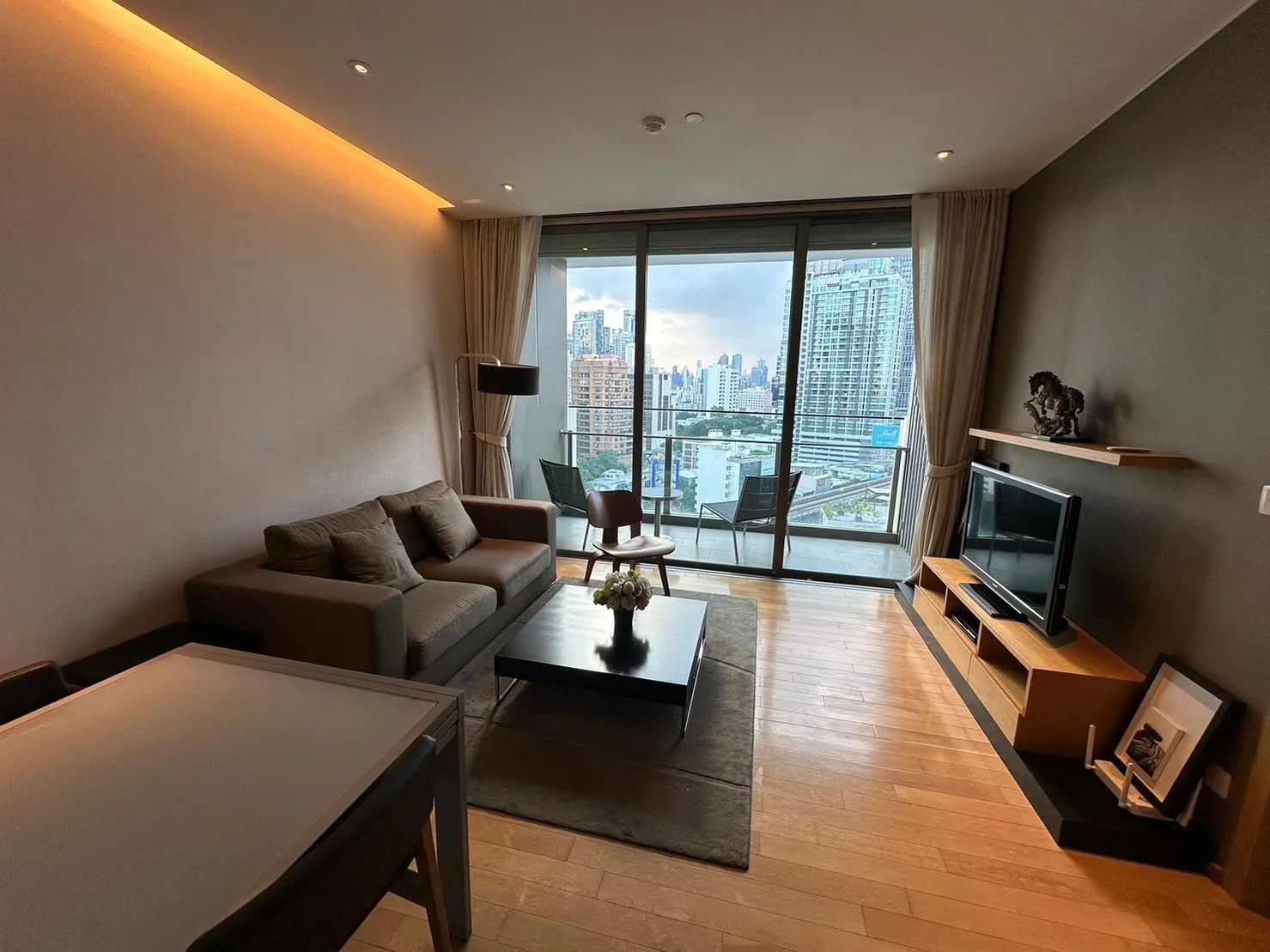 Property photos for Aequa Sukhumvit 49