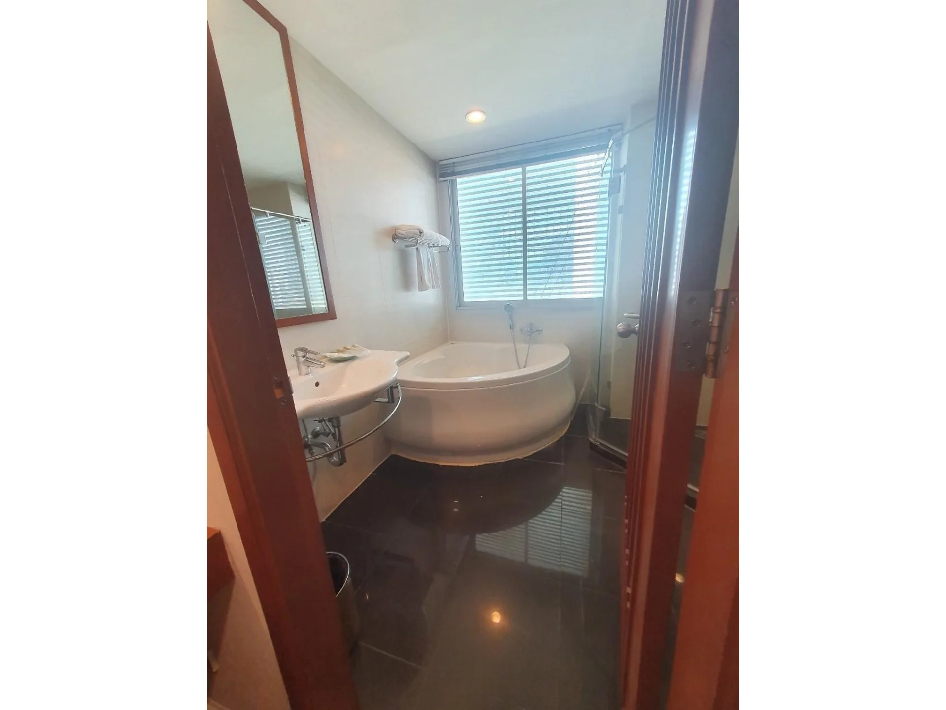 Property photos for Sathorn Gallery Residences