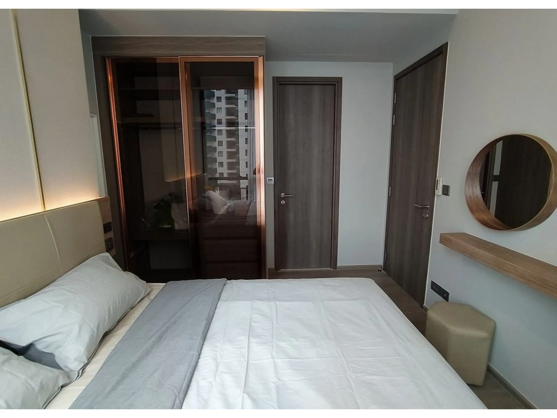 Property photos for Celes Asoke