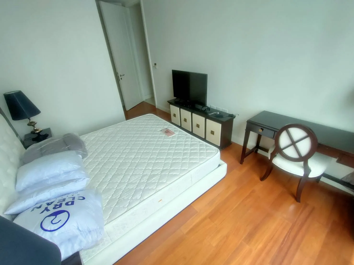 Property photos for Q Langsuan