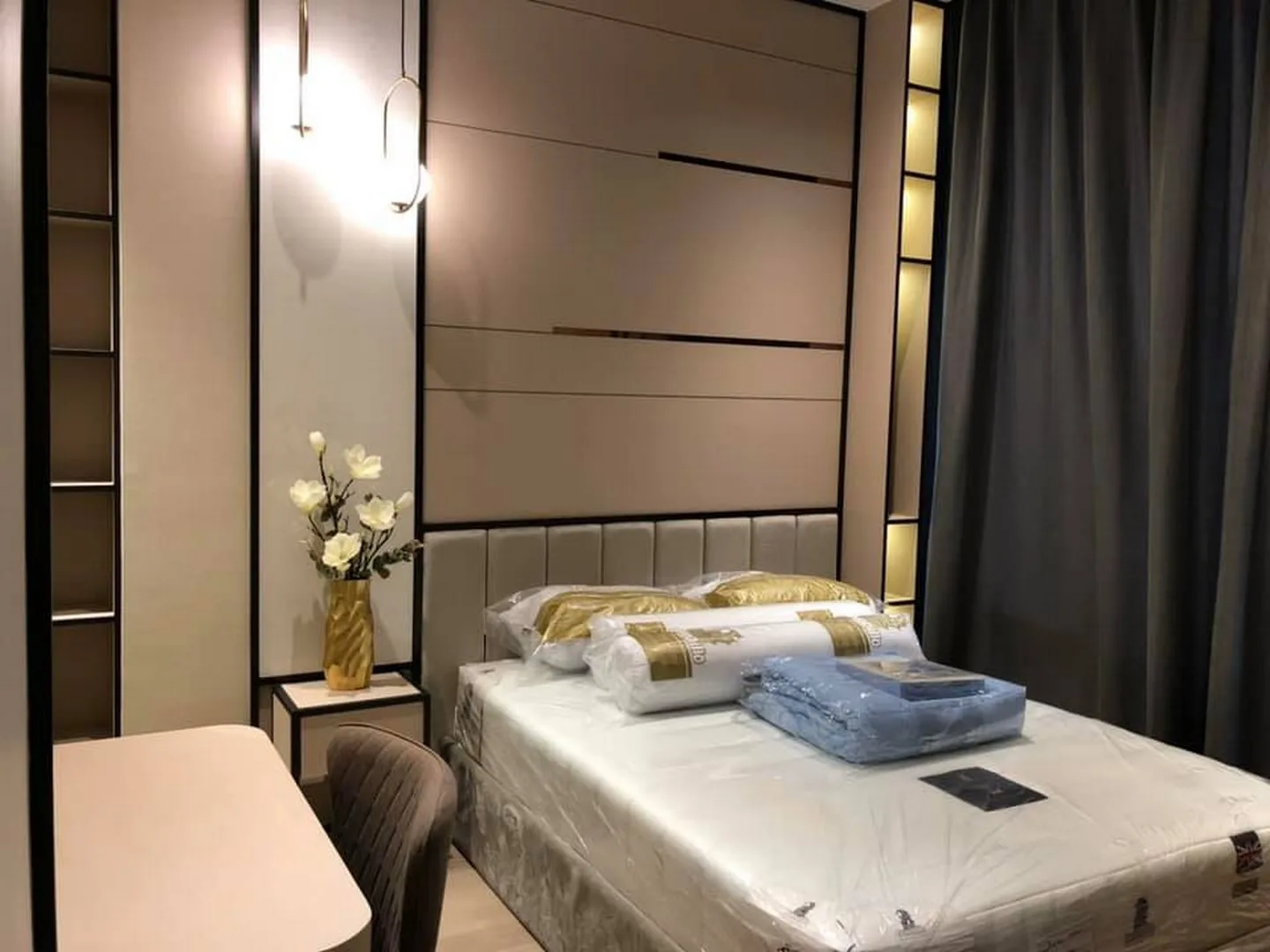 Property photos for Ashton Silom