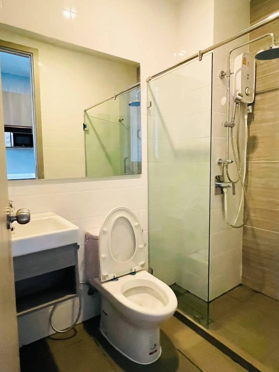 Property photos for Knightsbridge Prime Onnut