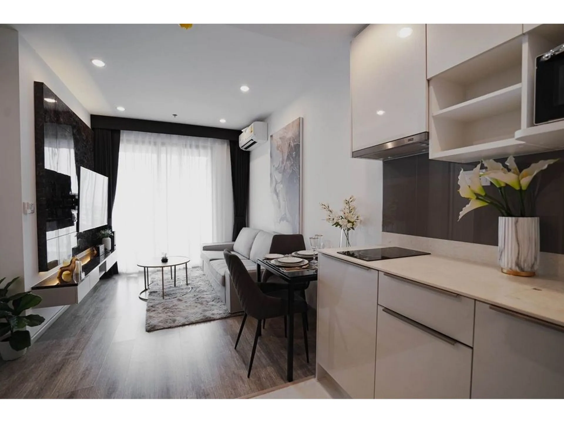 Property photos for IDEO Mobi Sukhumvit 66