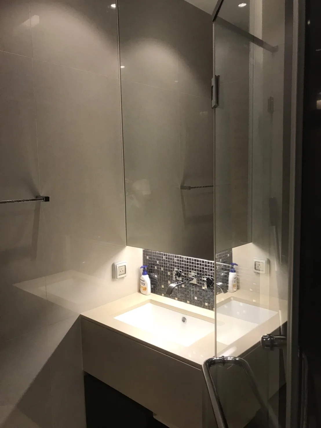 Property photos for The Address Sukhumvit 28