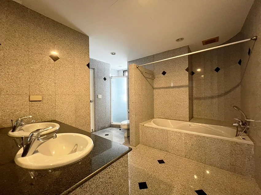 Property photos for Charoenjai Place