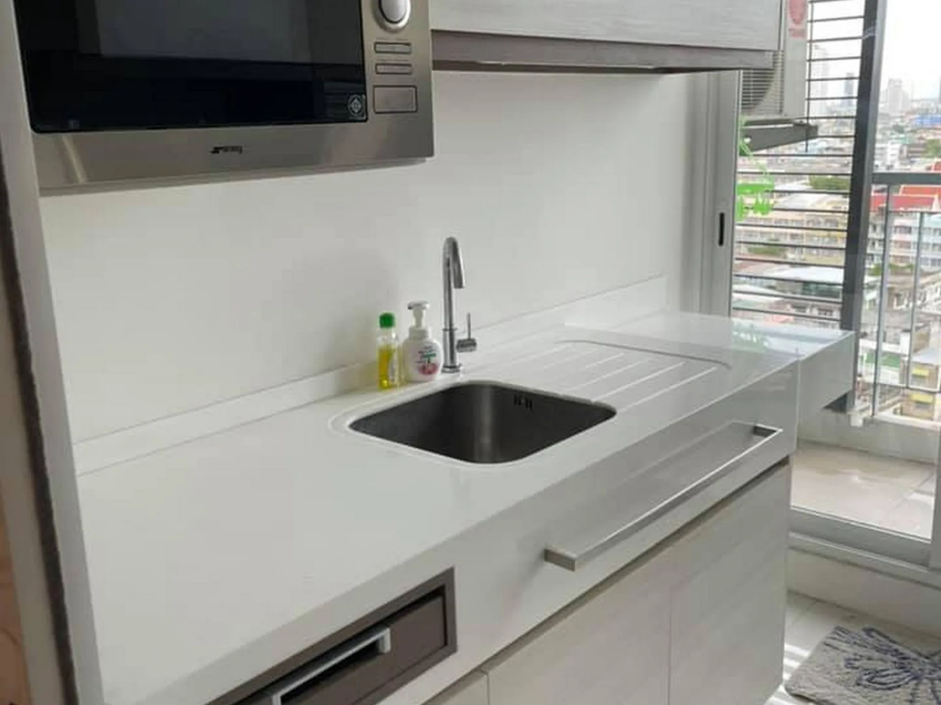 Property photos for The Room Sathorn - Taksin