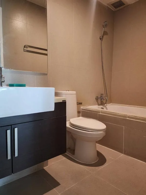 Property photos for Noble Remix