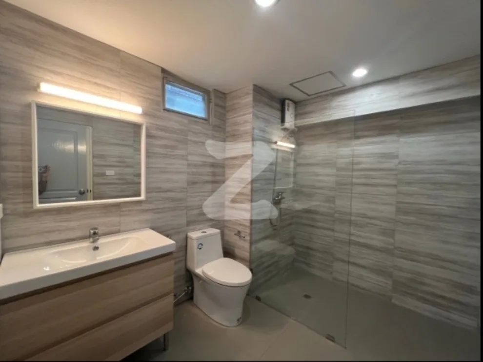 Property photos for 39 Suites