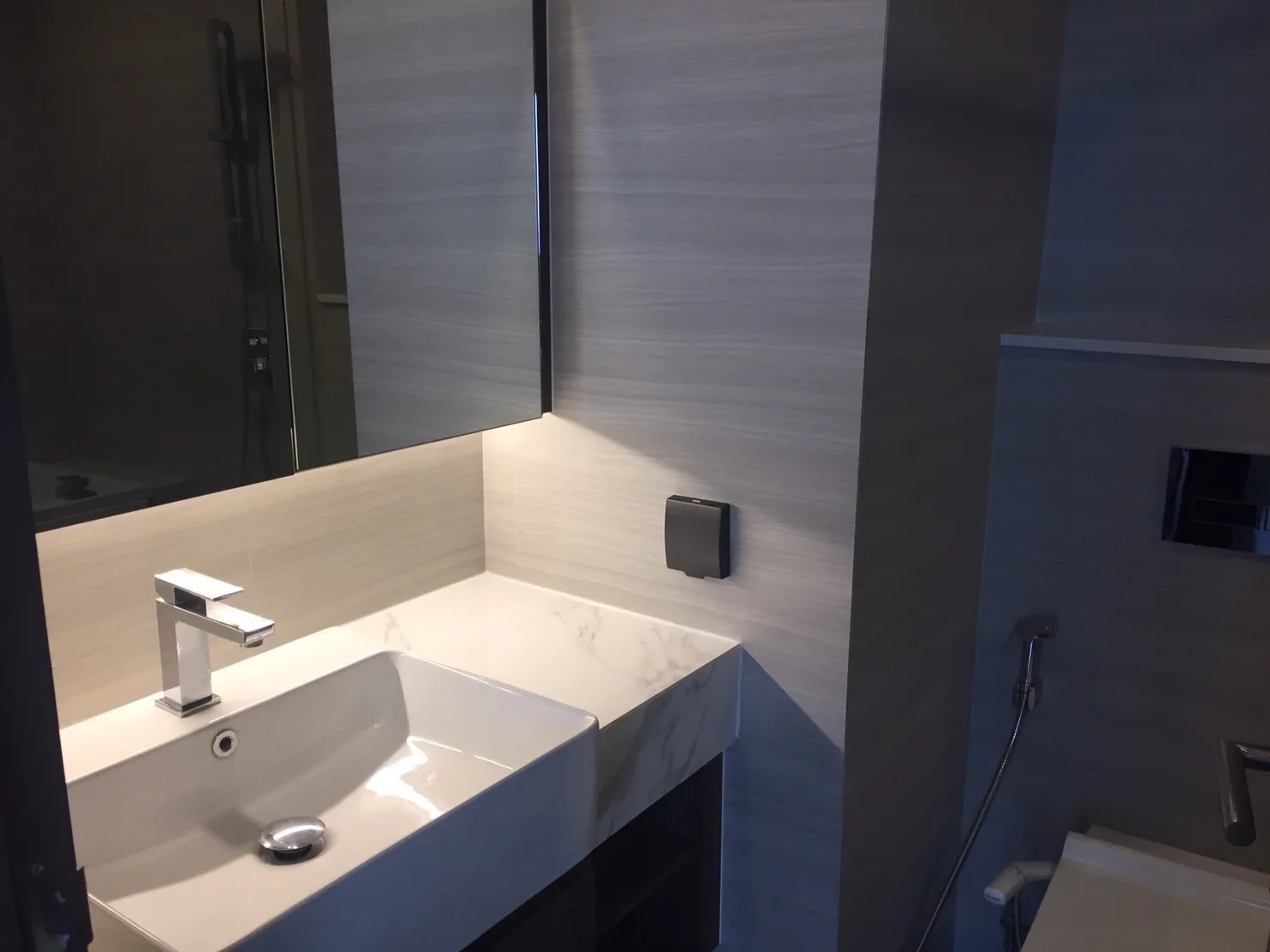 Property photos for Park Origin Thonglor