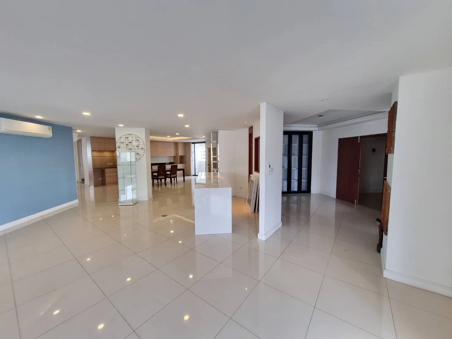 Property photos for Inter Tower