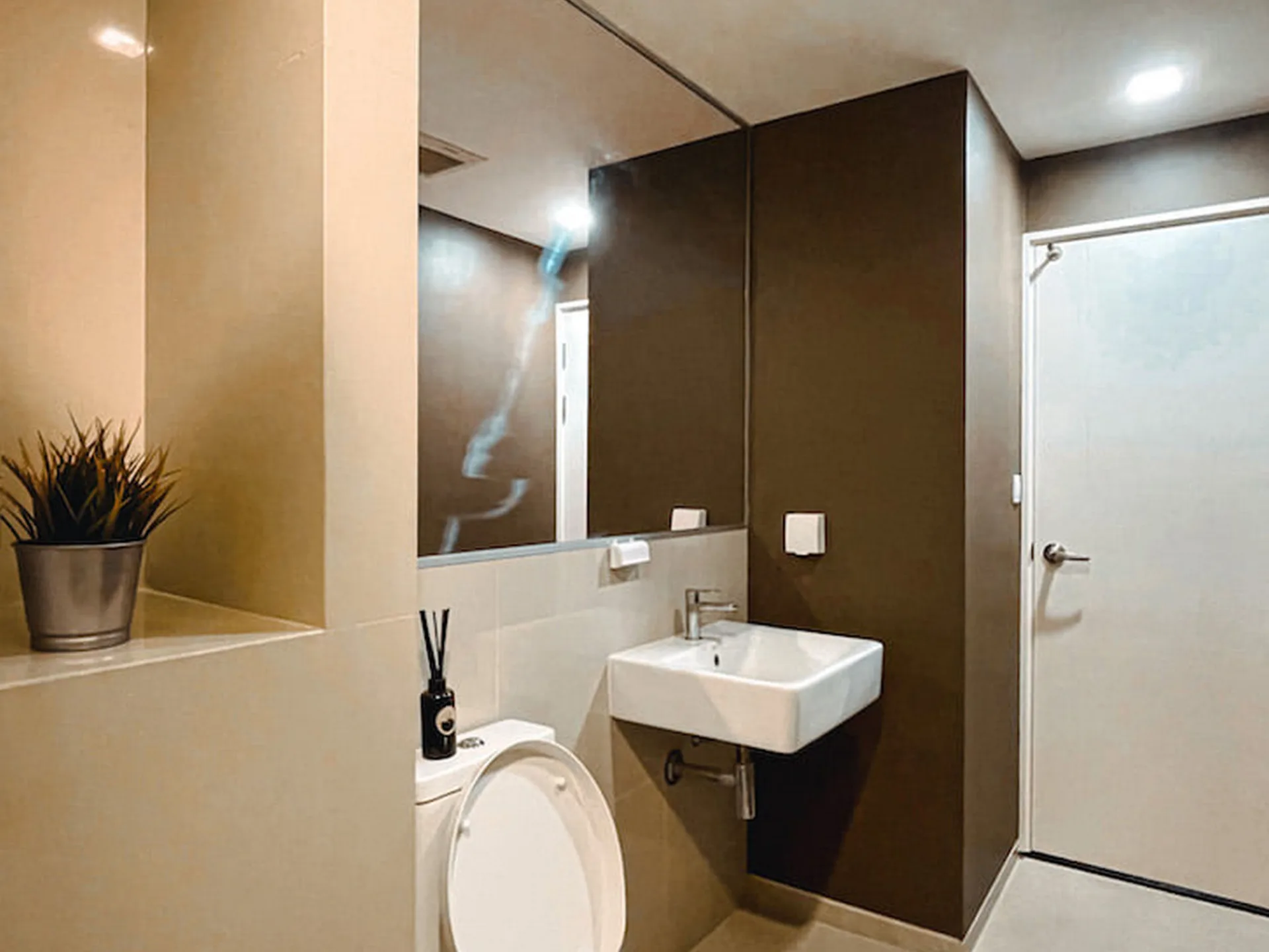 Property photos for Chambers Chaan Ladprao - Wanghin