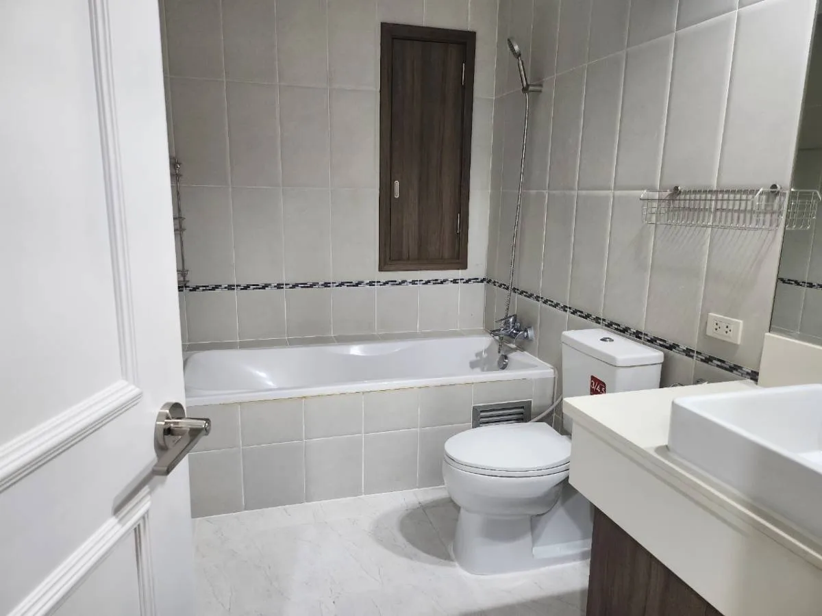 Property photos for D.S. Tower 1 Sukhumvit 33