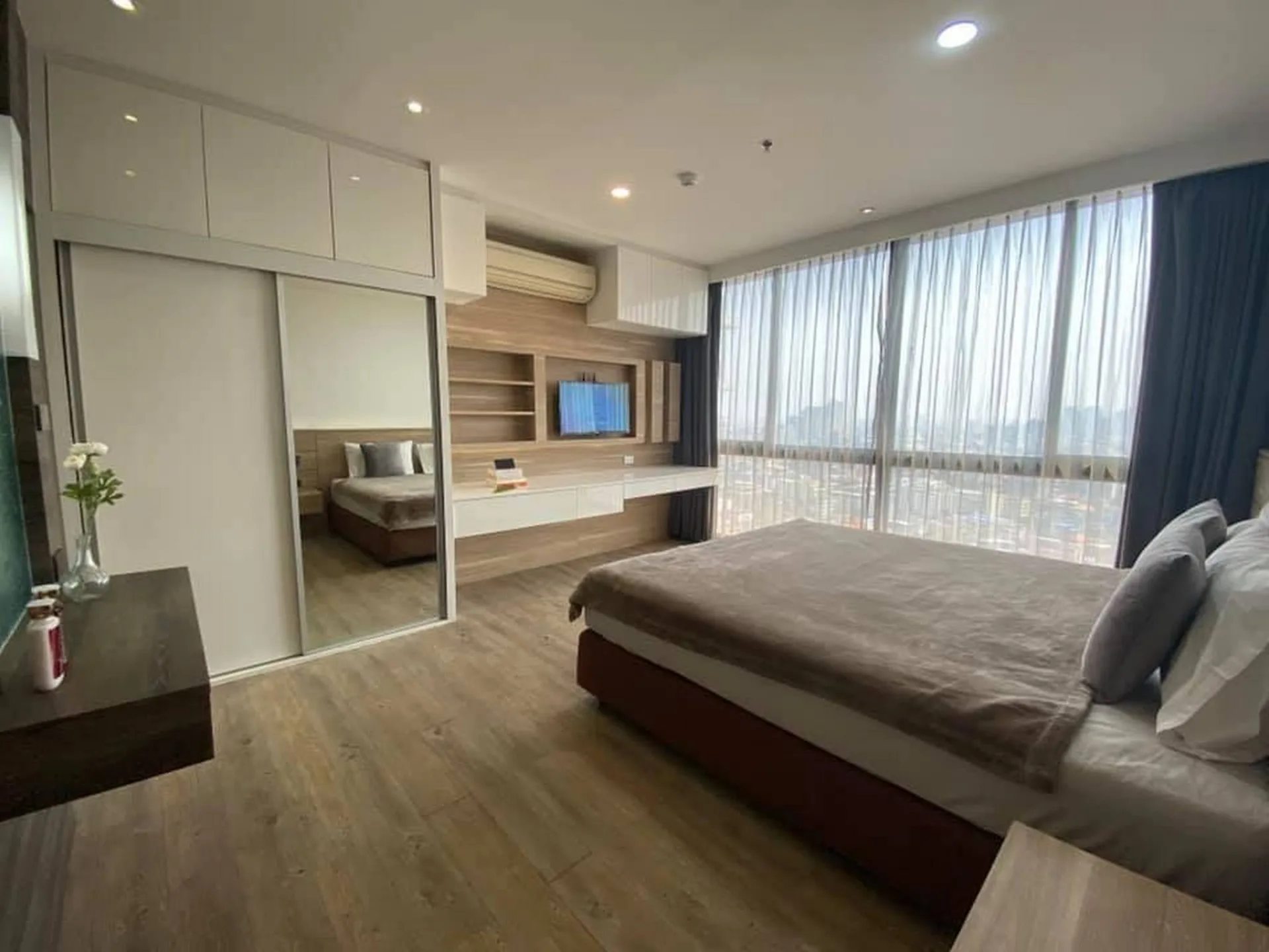 Property photos for The Issara Ladprao