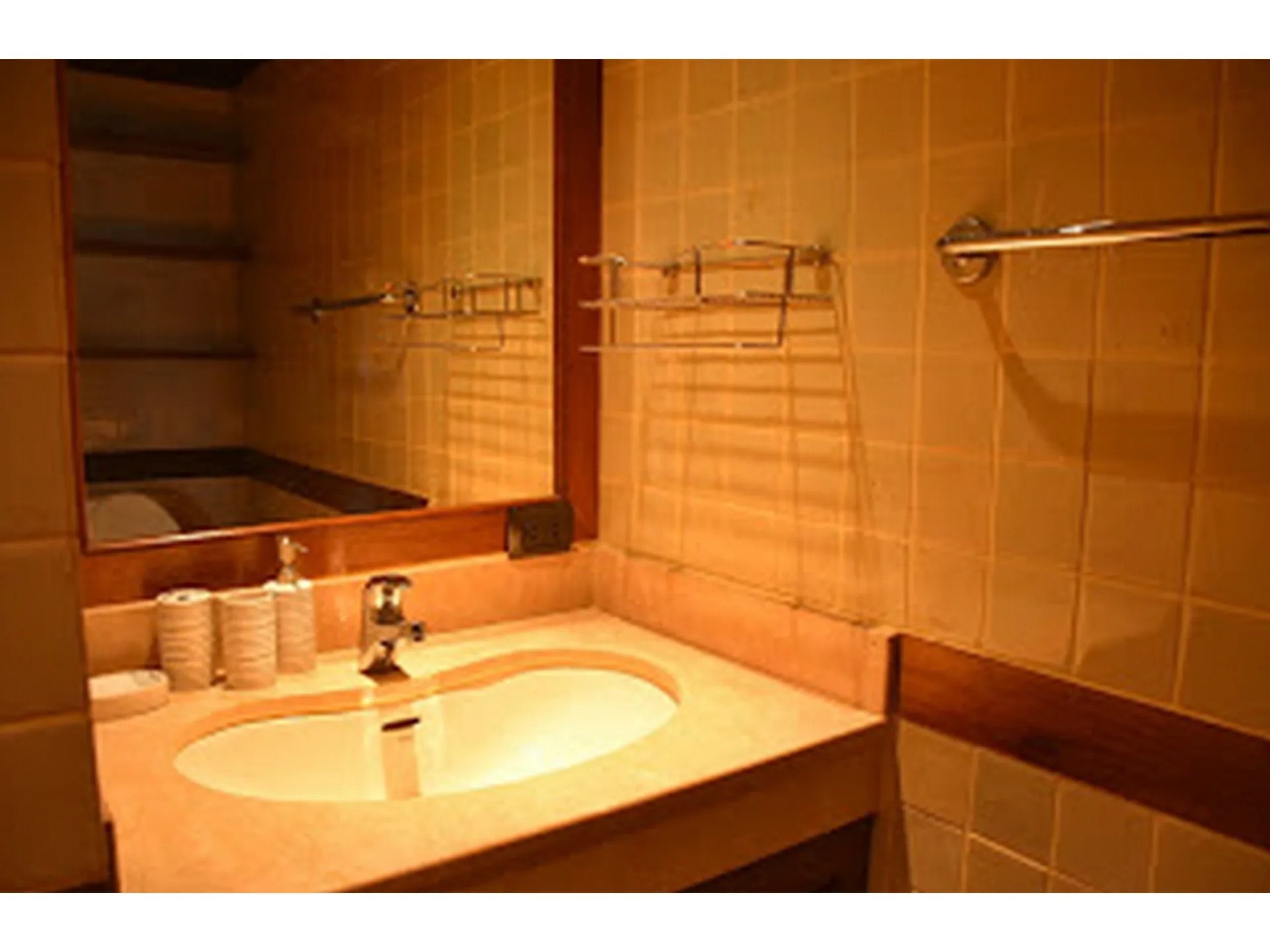 Property photos for Diamond Tower